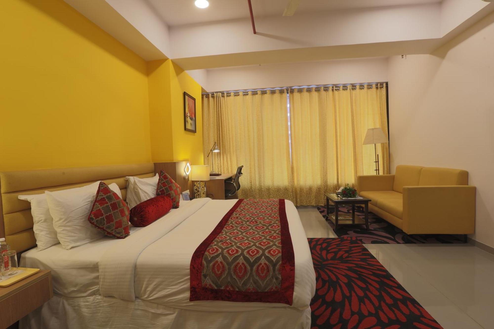 Hotel Downtown Gandhinagar Eksteriør bilde