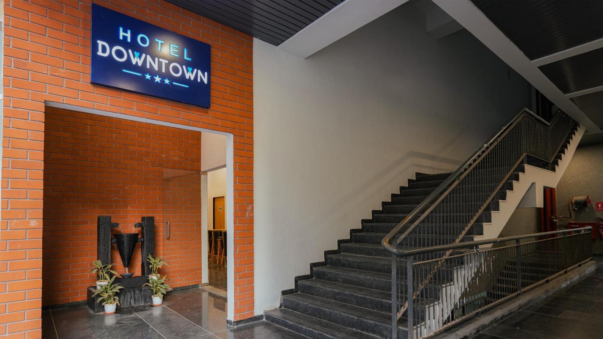 Hotel Downtown Gandhinagar Eksteriør bilde